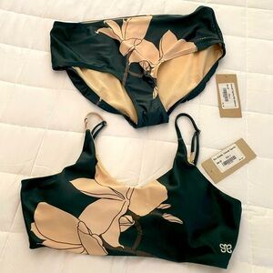 Beautiful Emerald Tiger  Lilly print bikini . Never worn